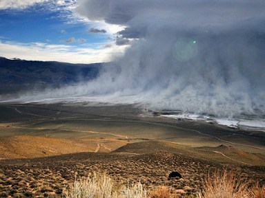Dust storm over Owens Lake
